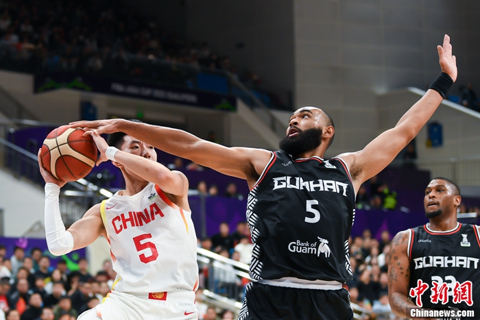 新奥运周期首秀：中国男篮以101：53大胜关岛，取