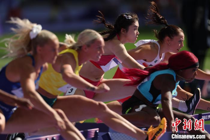 中国男子4X100米接力创赛季最佳成绩强势晋级决赛