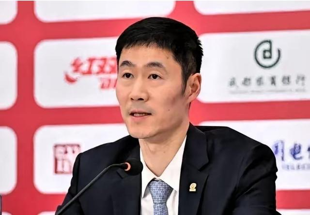 国乒封闭集训无休备战澳门世界杯 林诗栋伤退王