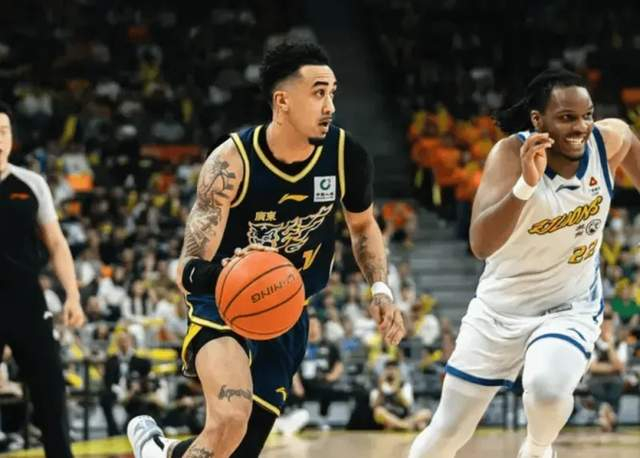 广东队大胜广厦三球员爆